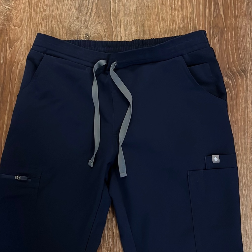 Fig Scrub Bottoms